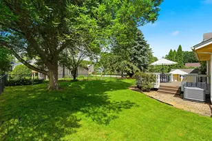 7470 Atherton Way, Eden Prairie, MN 55346 - Photo 27