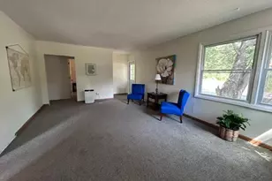 2835 8th Ave E, Hibbing, MN 55746 - Photo 9