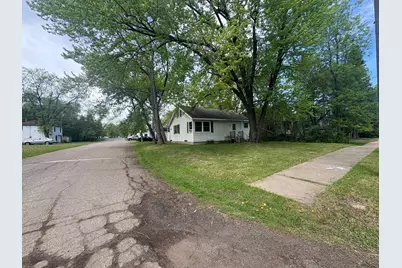 2835 8th Avenue E, Hibbing, MN 55746 - Photo 15