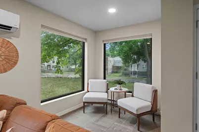 2434 Irving Avenue N, Minneapolis, MN 55411 - Photo 9