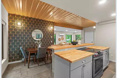 2434 Irving Avenue N, Minneapolis, MN 55411 - Photo 21