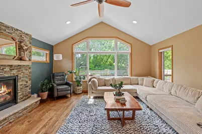 7611 Paulsen Drive, Eden Prairie, MN 55346 - Photo 7