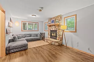 7611 Paulsen Dr, Eden Prairie, MN 55346 - Photo 27