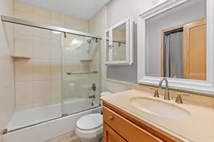 7611 Paulsen Dr, Eden Prairie, MN 55346 - Photo 25