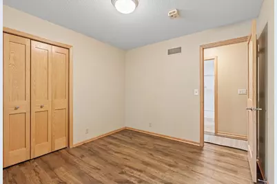 7611 Paulsen Drive, Eden Prairie, MN 55346 - Photo 25