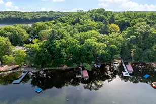 8282 Hidden Bay Ct N, Lake Elmo, MN 55042 - Photo 3