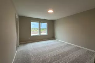 1664 Lund Wy, Shakopee, MN 55379 - Photo 15