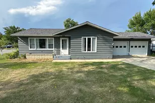 824 Irving Ave SW, Wadena, MN 56482 - Photo 1