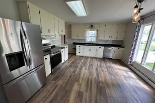 824 Irving Ave SW, Wadena, MN 56482 - Photo 5