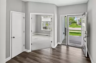 11210 Meadow View Ln, Maple Grove, MN 55311 - Photo 15