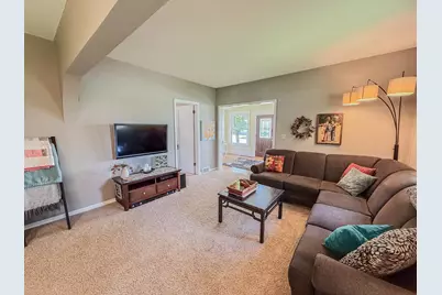 1316 W Fairview Avenue, Olivia, MN 56277 - Photo 11