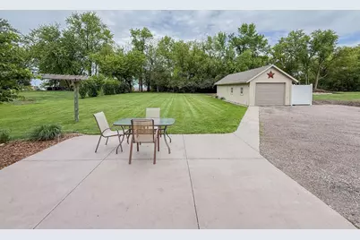 1316 W Fairview Avenue, Olivia, MN 56277 - Photo 5