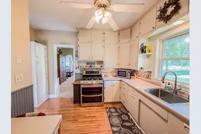 1316 W Fairview Avenue, Olivia, MN 56277 - Photo 17