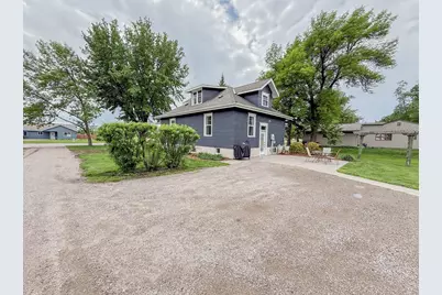 1316 W Fairview Avenue, Olivia, MN 56277 - Photo 43