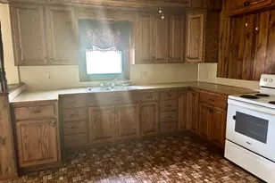 301 W 3rd St, Sherburn, MN 56171 - Photo 25