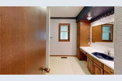 2100 4th Avenue SE, Willmar, MN 56201 - Photo 49