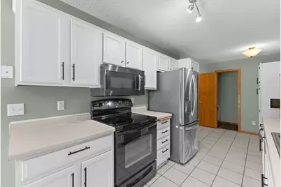 12598 74th Avenue N, Maple Grove, MN 55369 - Photo 11