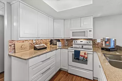 6085 Lincoln Drive #122, Edina, MN 55436 - Photo 3