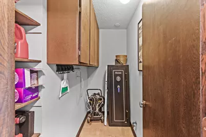 6085 Lincoln Drive #122, Edina, MN 55436 - Photo 17
