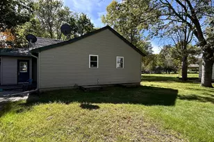 221 11th St, Albany, MN 56307 - Photo 37