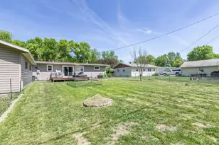 617 Cedar Ln, Moorhead, MN 56560 - Photo 49
