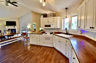 1417 Broadway Ave S, Sauk Rapids, MN 56379 - Photo 5