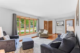 2968 Asbury St, Roseville, MN 55113 - Photo 7