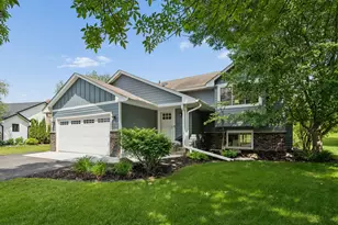 7311 Trotters Cir, Chanhassen, MN 55317 - Photo 43