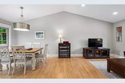 7311 Trotters Circle, Chanhassen, MN 55317 - Photo 5