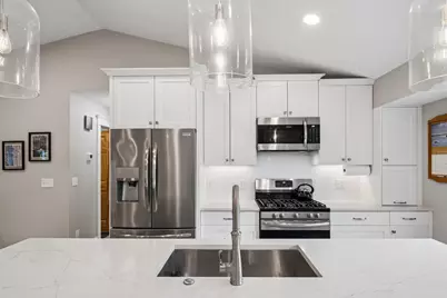 7311 Trotters Circle, Chanhassen, MN 55317 - Photo 15