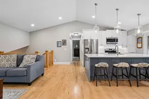 7311 Trotters Cir, Chanhassen, MN 55317 - Photo 11