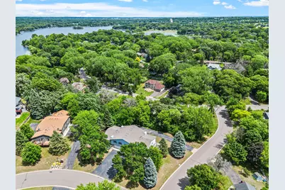12 Oak Shore Drive, Burnsville, MN 55306 - Photo 45