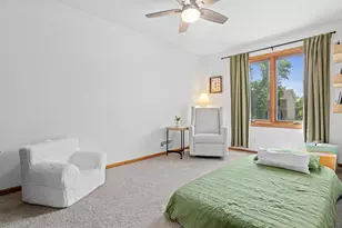 7816 W 103rd St, Bloomington, MN 55438 - Photo 15