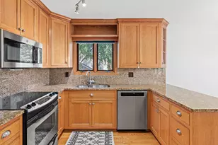 7816 W 103rd St, Bloomington, MN 55438 - Photo 13