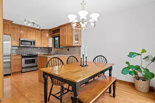 7816 W 103rd St, Bloomington, MN 55438 - Photo 9