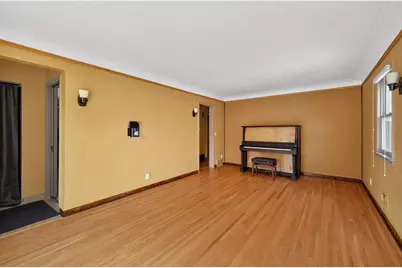 1137 Osceola Avenue, Saint Paul, MN 55105 - Photo 5