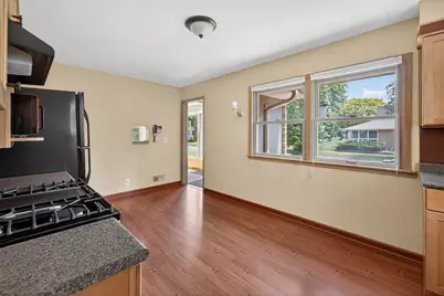 1137 Osceola Avenue, Saint Paul, MN 55105 - Photo 3