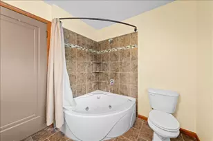398 E Wall St, Ellsworth, WI 54011 - Photo 33