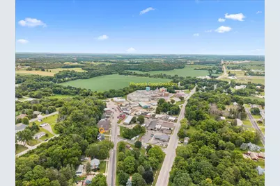 398 E Wall Street, Ellsworth, WI 54011 - Photo 33