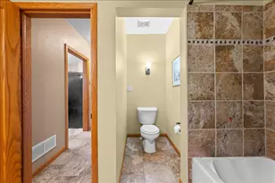 398 E Wall St, Ellsworth, WI 54011 - Photo 21