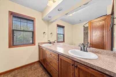 398 E Wall Street, Ellsworth, WI 54011 - Photo 29