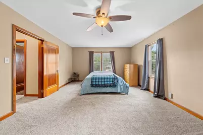 398 E Wall Street, Ellsworth, WI 54011 - Photo 29
