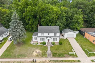 398 E Wall St, Ellsworth, WI 54011 - Photo 37