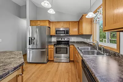 425 66th Street SW, Waverly, MN 55390 - Photo 9