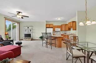 20016 Heritage Dr, Lakeville, MN 55044 - Photo 5