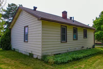 423 38th Street E, Hibbing, MN 55746 - Photo 35