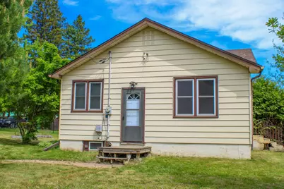 423 38th Street E, Hibbing, MN 55746 - Photo 3