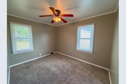423 38th Street E, Hibbing, MN 55746 - Photo 21