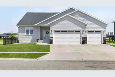 4500 Blue Stem Way, Moorhead, MN 56560 - Photo 3