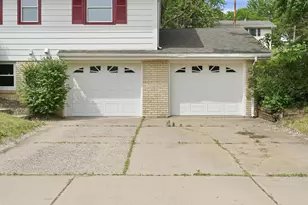 7944 Hillside Trail S, Cottage Grove, MN 55016 - Photo 3